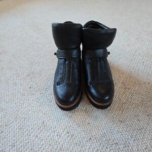 Coach Urban Hiker Black *hard to find* Boots Q5402 Vintage Retro